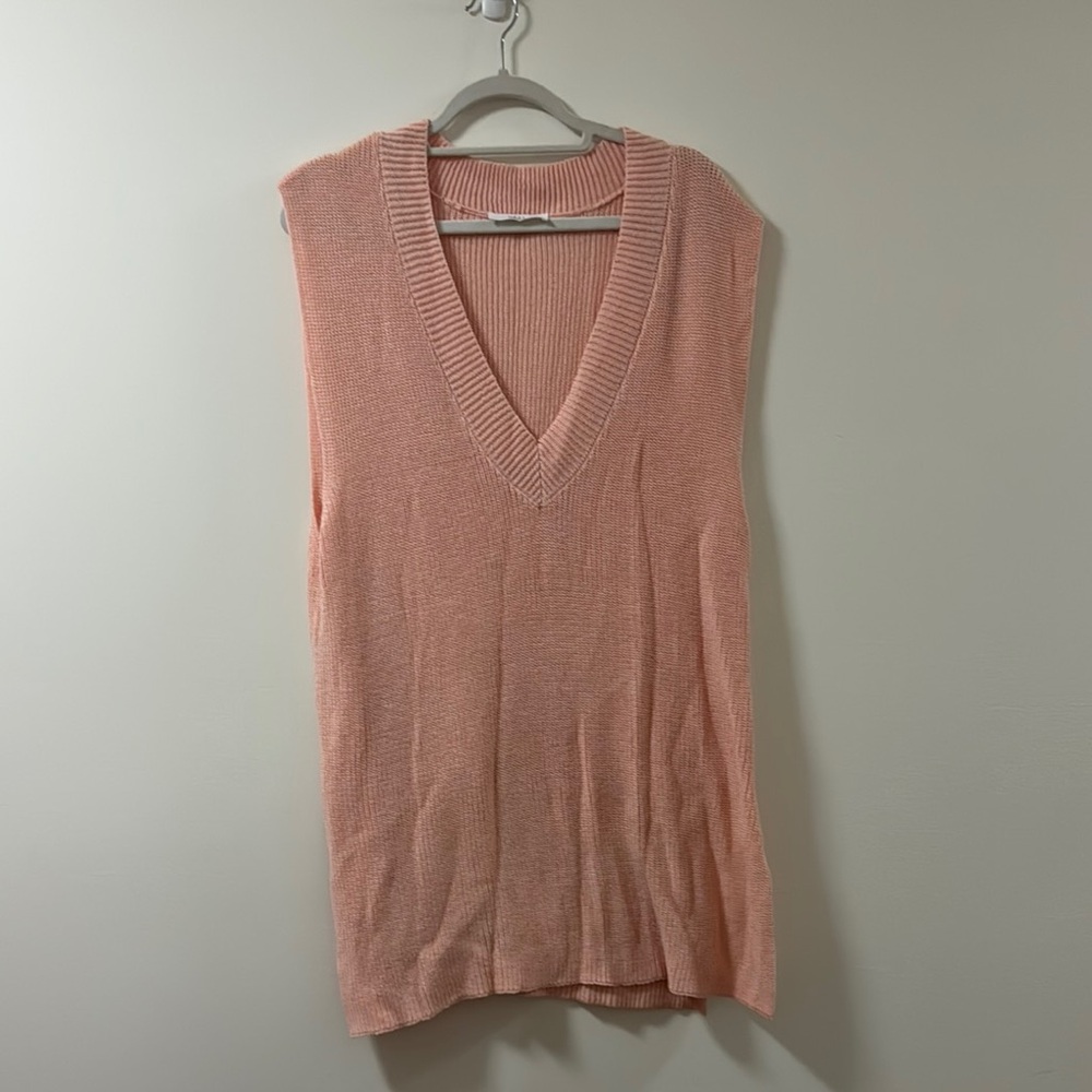TALULAH V-Neck Sweater in Orange with side slits